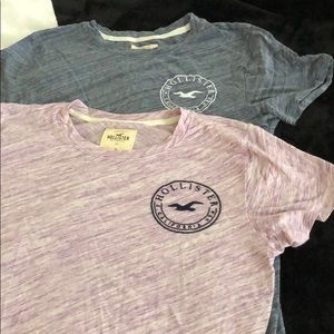 Hollister Tops - Bundle Deal‼️ 2 Hollister Tees Hollister Tops - Bundle Deal‼️ 2 Hollister Tees